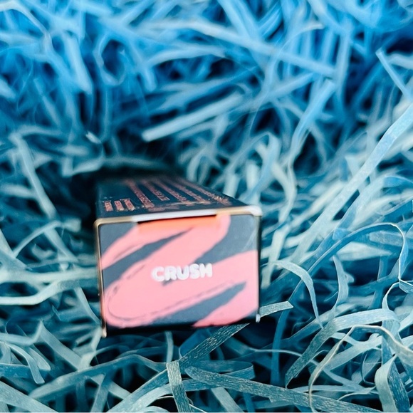 NIB Dominique Creamy Fill & Define Lip Liner in Crush - Picture 12 of 12